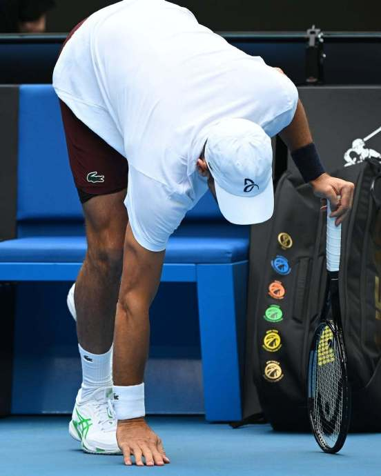 爱游戏体育-德约科维奇赛事官方发布问鼎冠军新规，雄鹿争议不断！的简单介绍