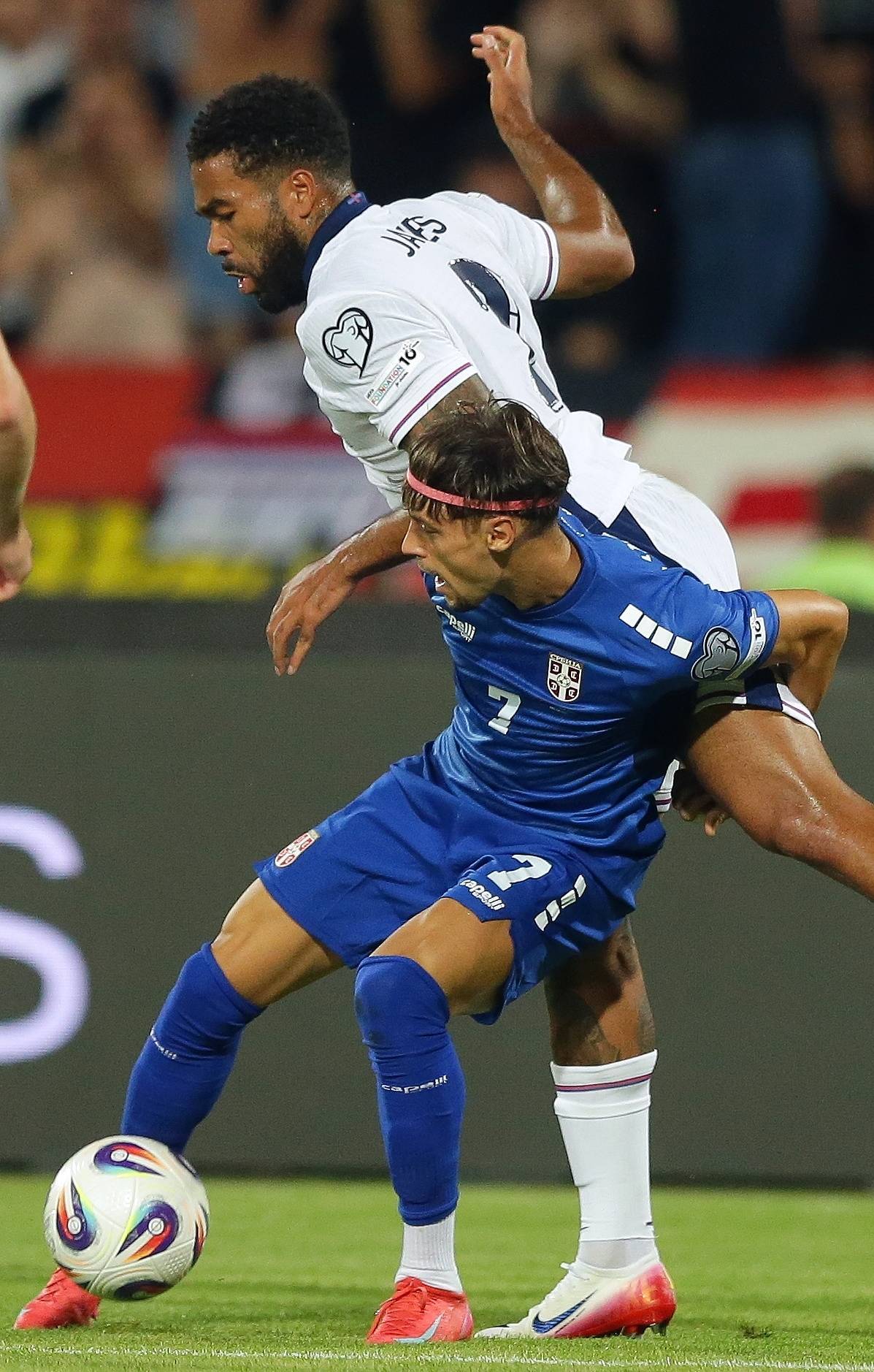 AYX-包含莱万多夫斯基关键节点出色防守，塞尔维亚队带队取胜！的词条